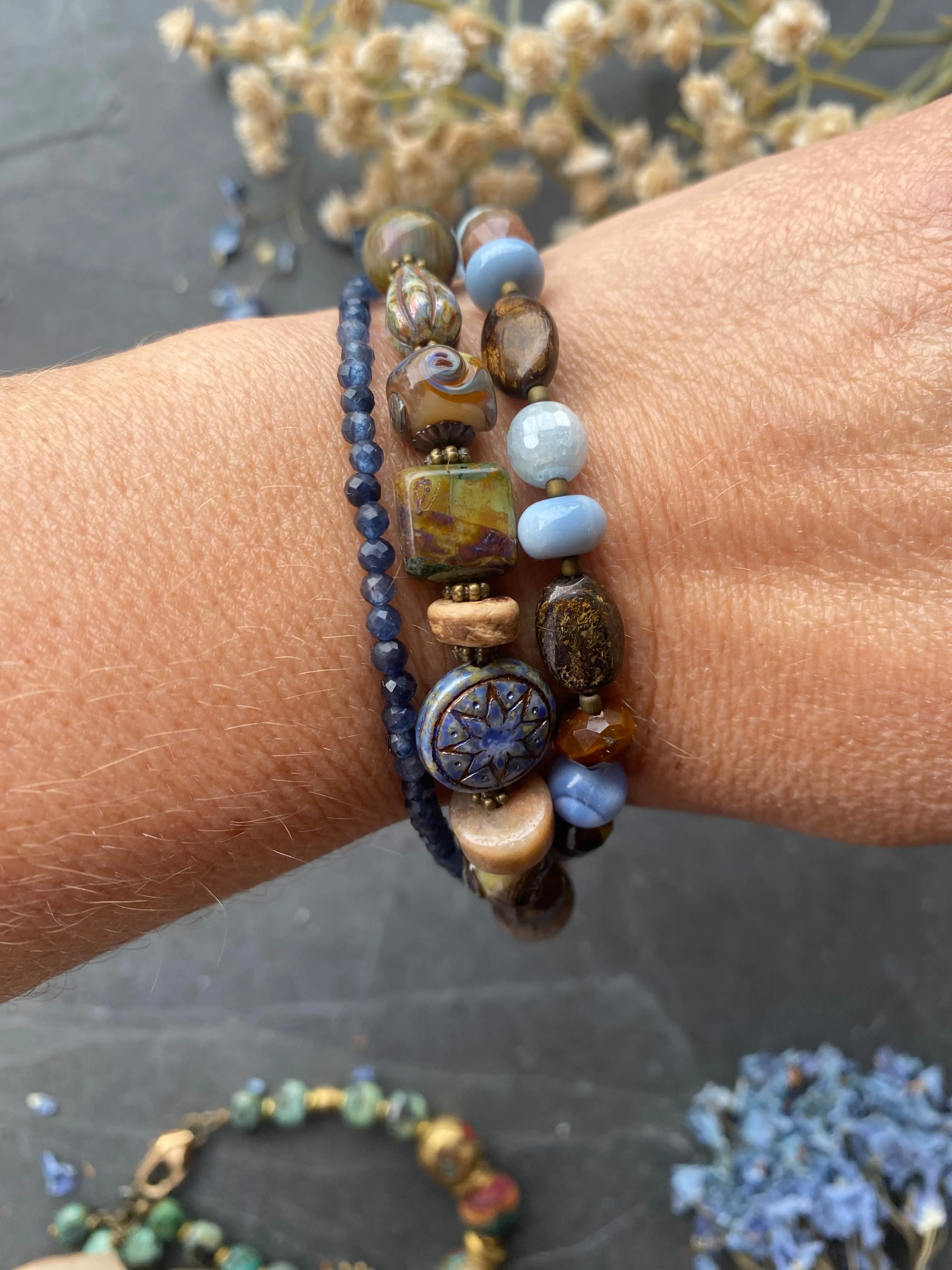 Bronzite, blue stone blend, czech glass, bracelet.