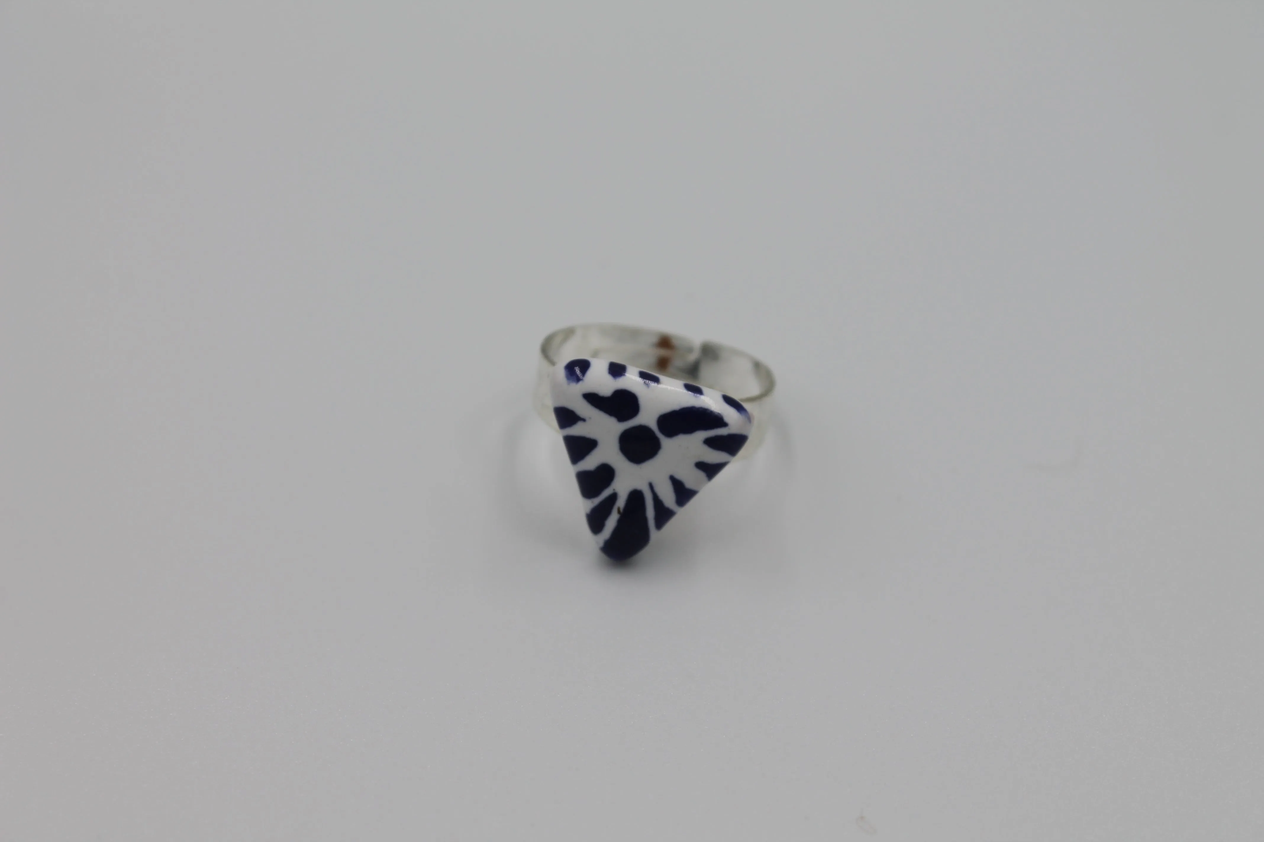 Ceramic Triangle Ring