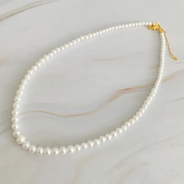 Graduated Glass Pearl Necklace