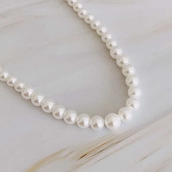 Graduated Glass Pearl Necklace