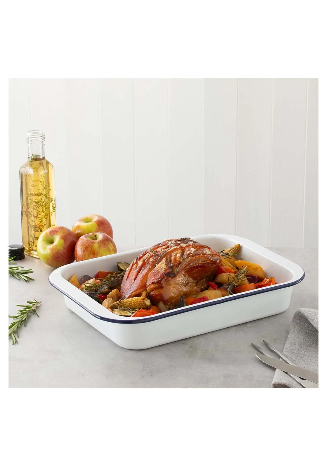 Hairy Bikers Enamelled Roasting Tin - White