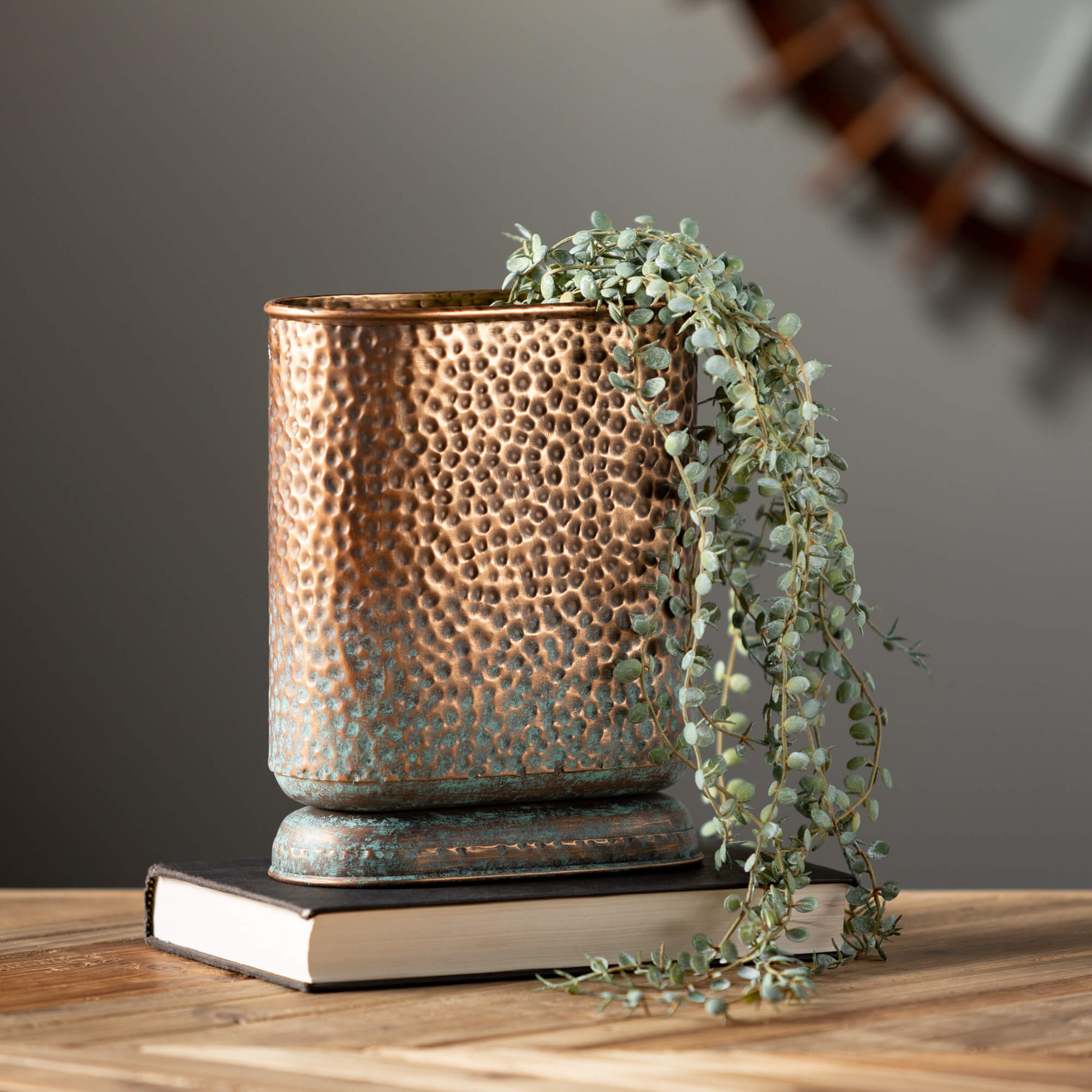 Hammered Shiny Ombre Vase Set