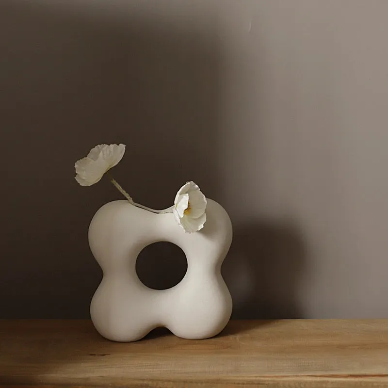 JADA VASE