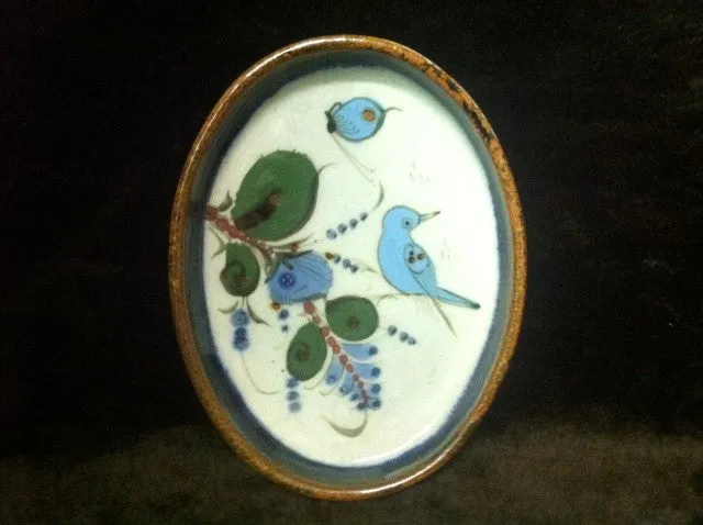 Ken Edwards Pottery Oval Tray KE.H0)