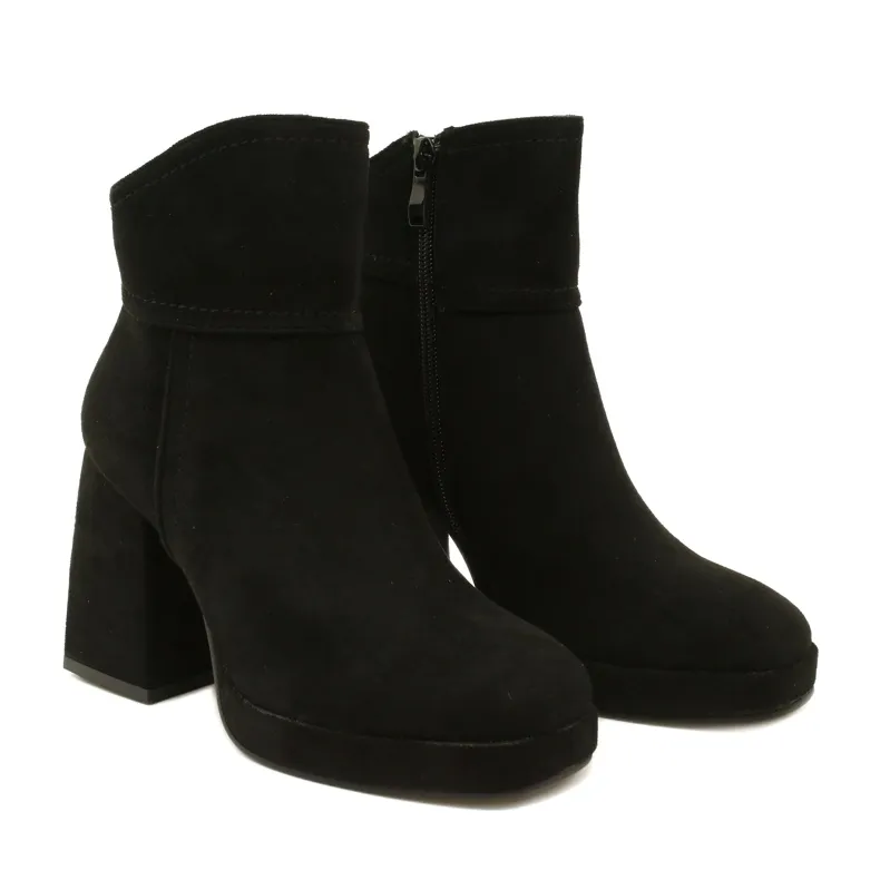 M.Daszyński Fashionable Black Suede Ankle Boots