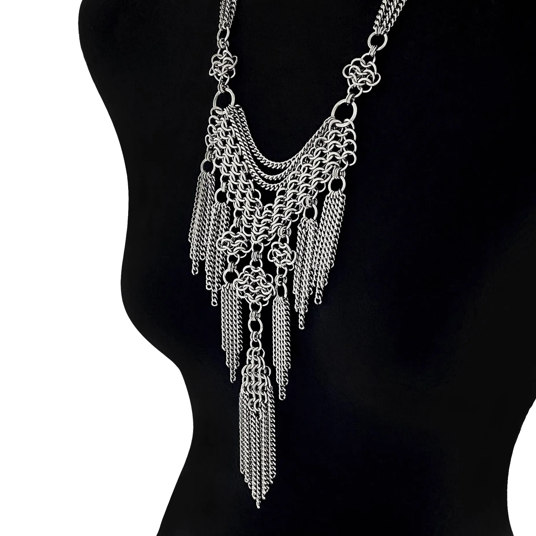 METAL Chainmaille V & Rosettes Tassel Necklace