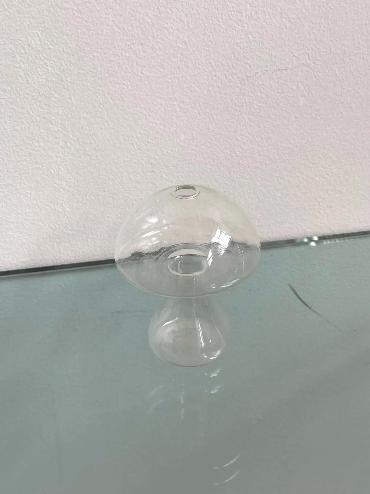 MINI GLASS MUSHROOM ROUND VASE - CLEAR