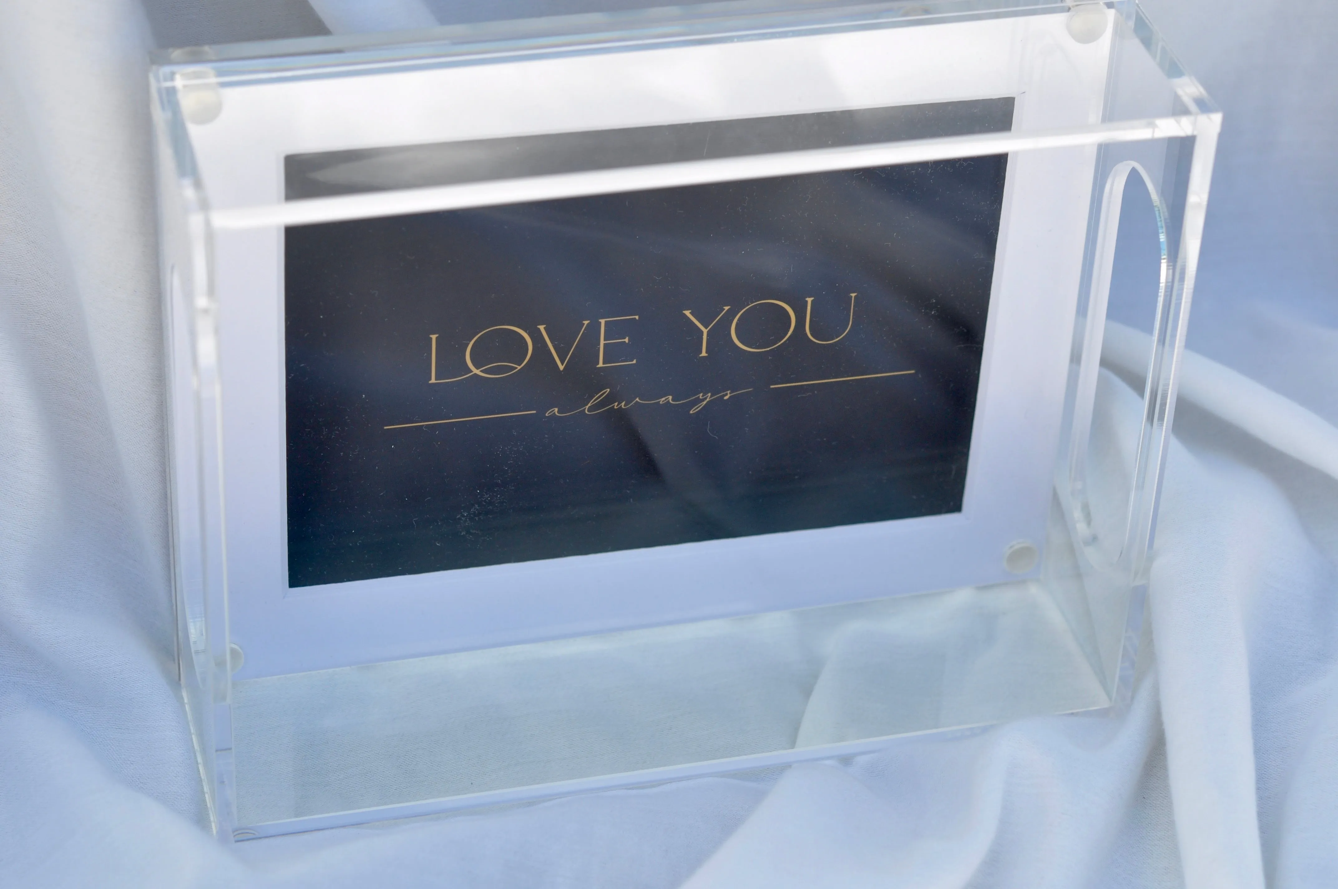 PHOTO TRAY - 13 x 16 WITH WHITE MAT FOR 11 X 14 PHOTO