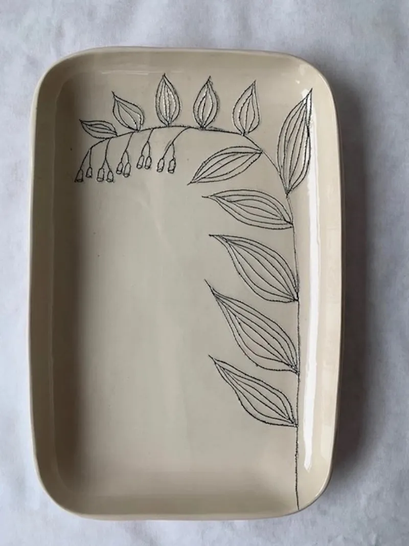 Rounded Tray with Solomon's Seal