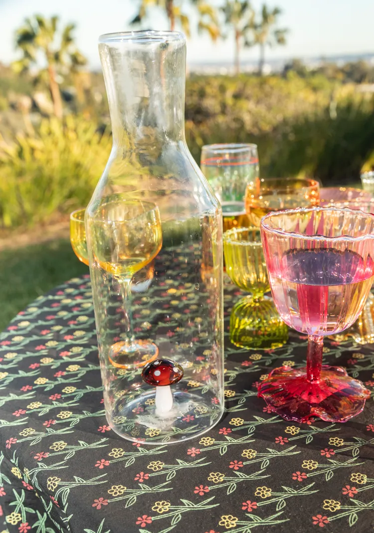 The Carafe - Mushroom Peek A Boo / Glass